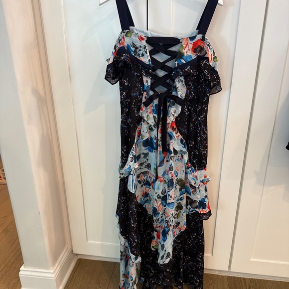 Dress - Picture 4 of 6